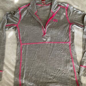 Kari traa 100% wool knit midweight 1/4 Zip Sweater long sleeve Gray W/Pink Large